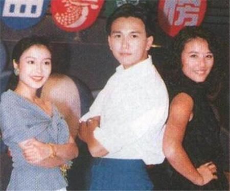 54歲溫兆倫近照曝光！曾帥氣迷人，一年換幾個女友！如今竟變這樣淒慘！臉部僵硬，老到認不出！