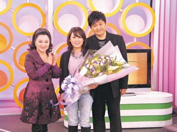 為了救他到處籌錢！賀一航拍完婚紗「隔天就被帶走」Judy「腦筋一片空白」：現在該怎麼辦
