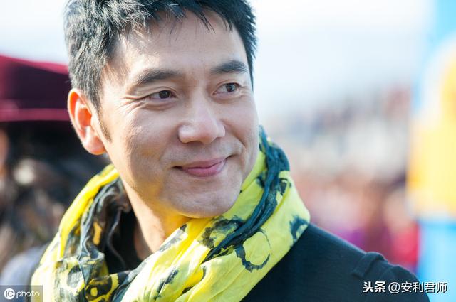 天王林依輪也開始走穴演出！而且還被路人說：一個廚子這麼會唱歌