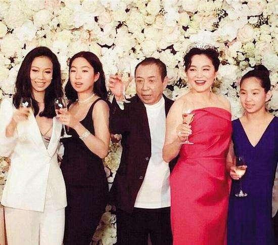 邱淑貞的女兒到底有多美，顏值完勝林青霞的女兒