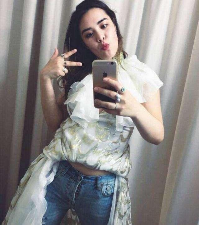 人人都在關注鍾麗緹是否生四胎，三個女兒這麼漂亮卻被忽略了