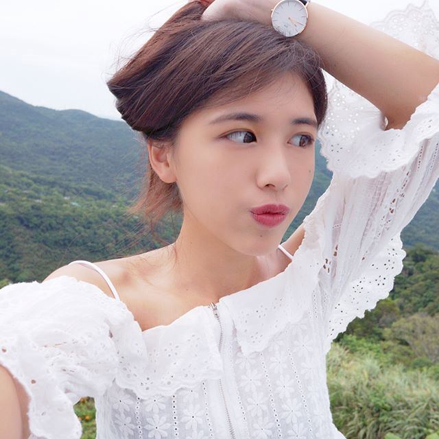 太可愛了吧～衝浪正妹！超完美「男友視角」被神捕捉啦～