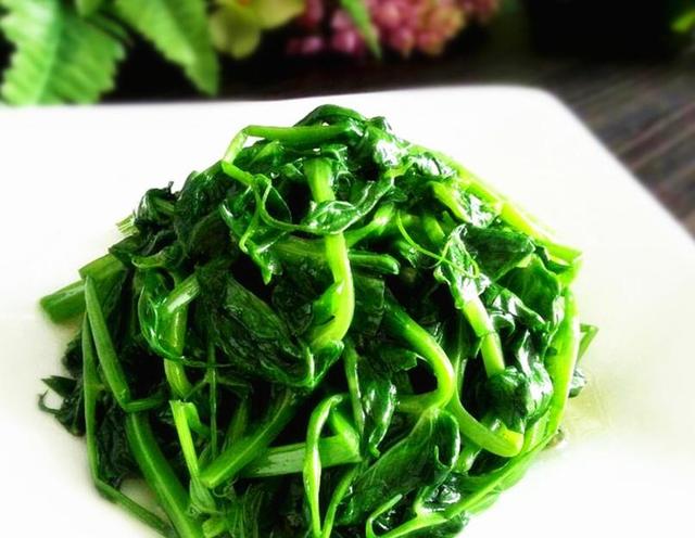 豆苗罕見的15道做法，隨便學兩招大家都喜歡，你也試試吧