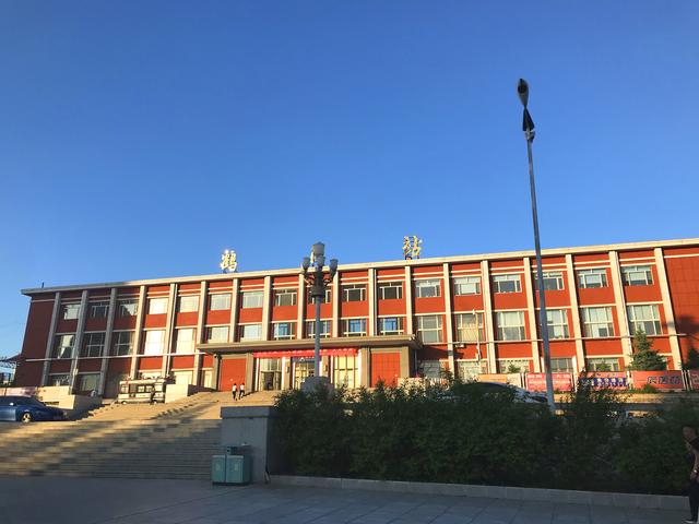鶴崗最「寂寞」的火車站，只有一趟去北京的列車，需要30個小時