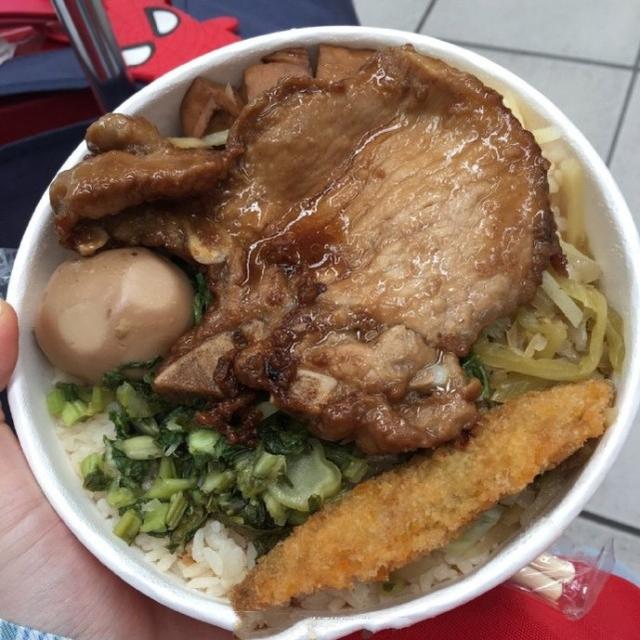 吃過了這裡的火車盒飯，別的火車盒飯都只能靠邊站了