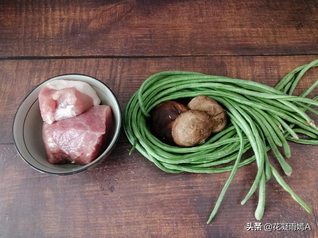 夏天這菜1塊一斤，我用它蒸包子，朋友一臉嫌棄，結果出鍋連吃4個