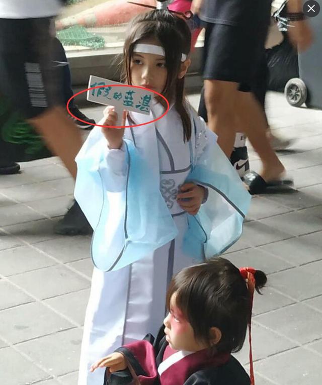 當真‧小女孩現身漫展，攝影師們為之雀躍，沒去現場的表示後悔