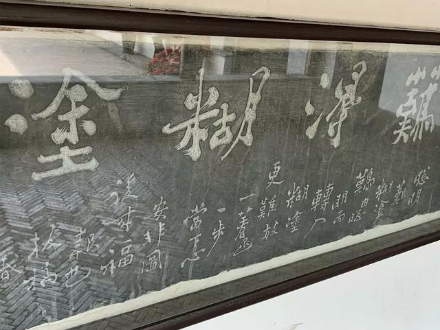 吃喝玩樂攻略打包給你！上海地鐵竟成了旅遊線？穿越花海、暢遊古鎮、樂享美食…跟我們一站一站游過去