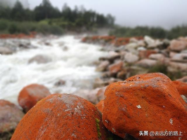 四川一處5A景區，罕見的紅石世界獨有，成因一直是個謎