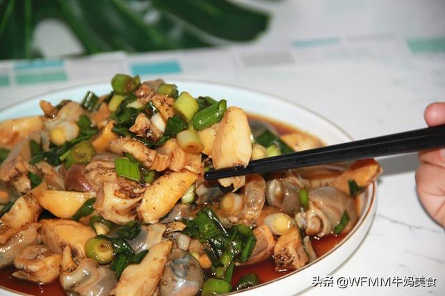 夏天最便宜的海鮮，15塊錢買2斤，簡單拌拌，全家人都喜歡