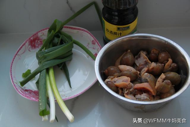 夏天最便宜的海鮮，15塊錢買2斤，簡單拌拌，全家人都喜歡