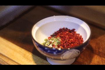 尋常食材的它竟有如此詩意的名字，來一盤落蘇，酣暢淋漓吃個過癮