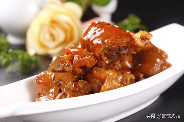 總廚歷時三年精心研發了10款高端湘菜，結果漲工資了