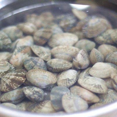 這樣的#父親節，給老爸做道菜#香辣花甲你吃過嗎？