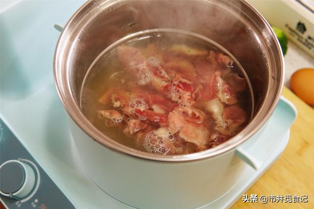 這碗牛肉飯，吉野家好吃但挺貴，20元在家做超大份，太會吃了！