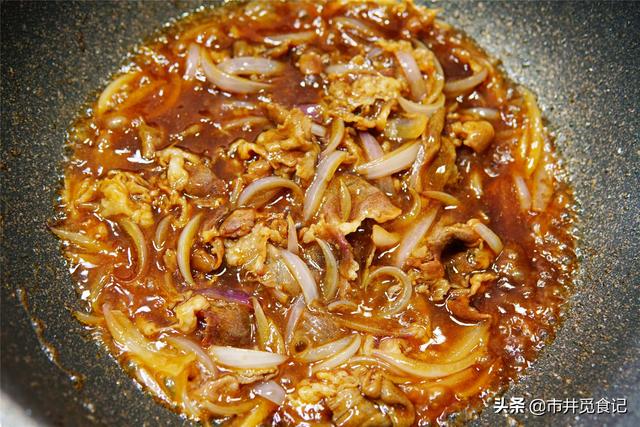 這碗牛肉飯，吉野家好吃但挺貴，20元在家做超大份，太會吃了！