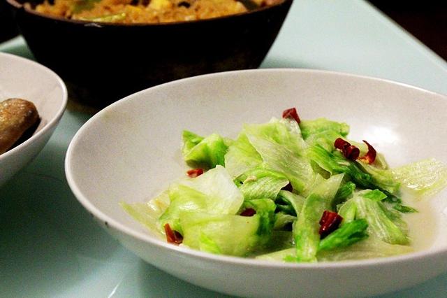 簡單炒一炒就上桌的15道家常菜，每天換樣吃，孩子們都說好