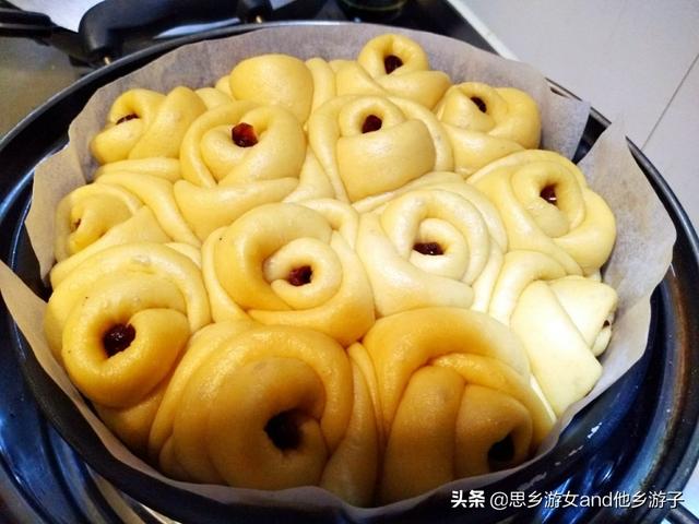 美麗的鮮花總有凋落的一天，讓中式麵食如花綻放、才貌雙全……