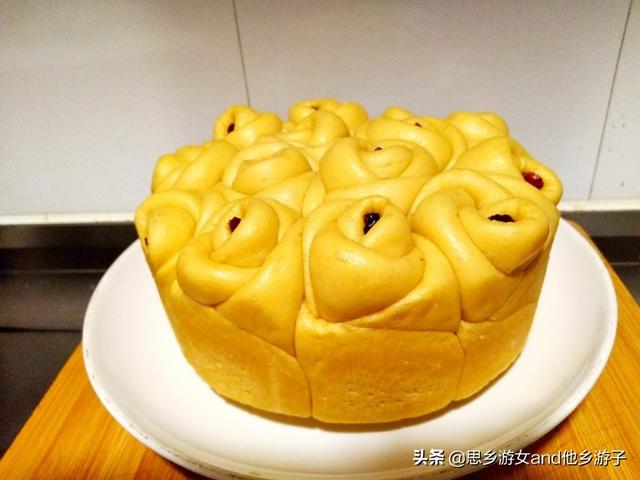 美麗的鮮花總有凋落的一天，讓中式麵食如花綻放、才貌雙全……