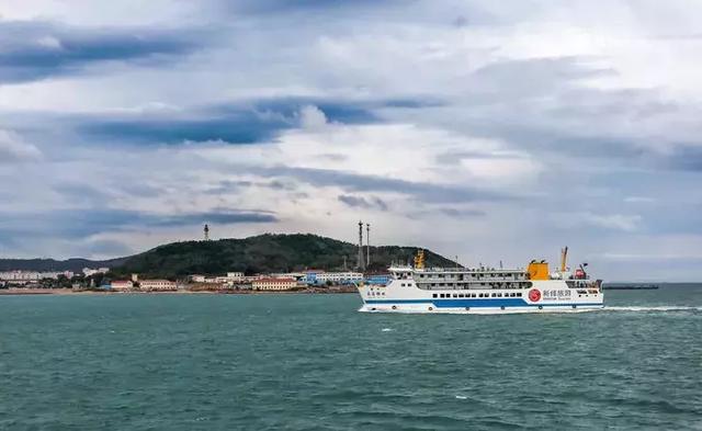 淺海清澈見底，深海蔚藍成詩，《國家地理》上的山東最美海島太勾魂！