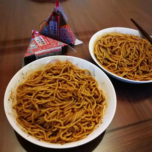 沒在便利店吃過車仔面，就不算到過廣東