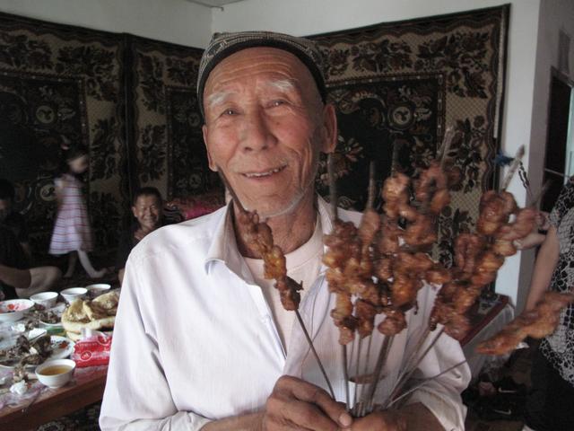果兒為什麼那樣甜？情誼為什麼那樣深？