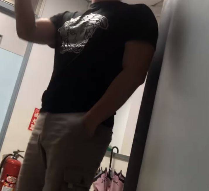 世新最新霸凌片曝光！男大生門口再嗆：垃圾，爸媽一看也氣炸「衝學校教訓兒子」：你的道歉就是屁！　