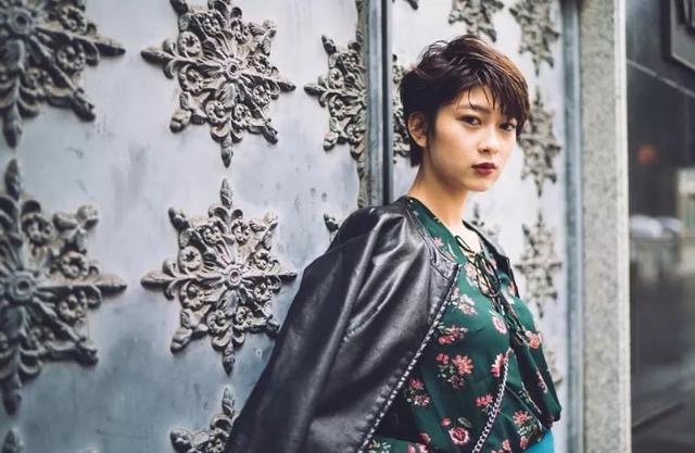 網紅吃播不是龍蝦就是帝王蟹，他們條件真這麼好嗎？其實都是套路！