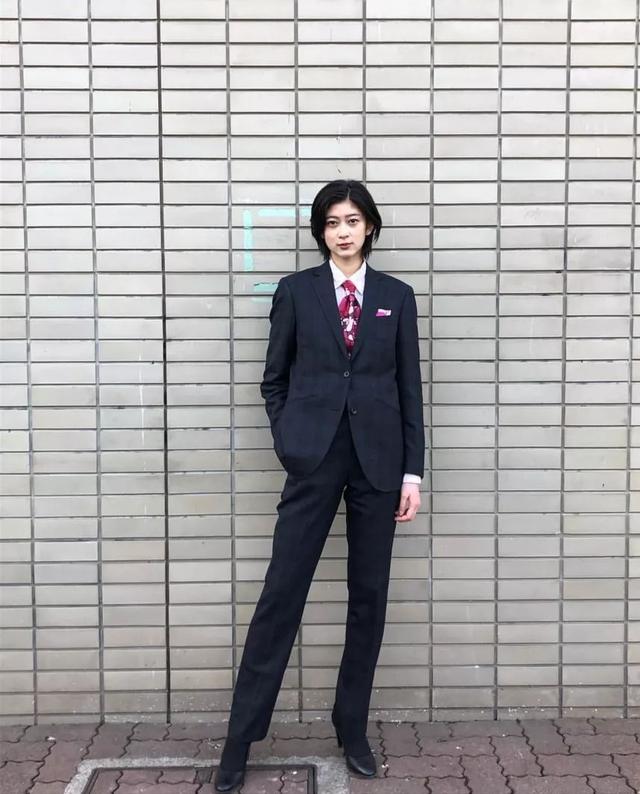 網紅吃播不是龍蝦就是帝王蟹，他們條件真這麼好嗎？其實都是套路！