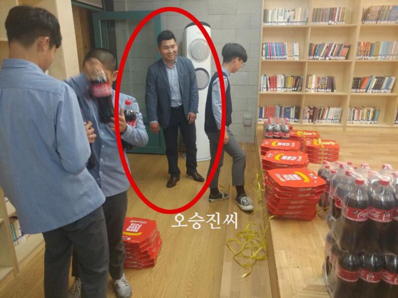 國中生「撿到30萬交還失主」堅持不收回禮！　4個月後「全校突然收到超狂大禮」被推爆：你們是英雄