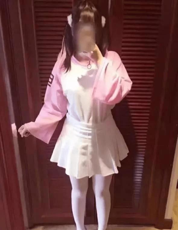 各大網紅「造假現場」曝光，網友一看驚：想當網紅前拜託認真學ps！