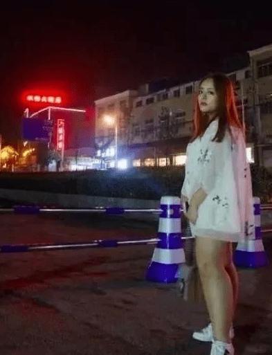 各大網紅「造假現場」曝光，網友一看驚：想當網紅前拜託認真學ps！