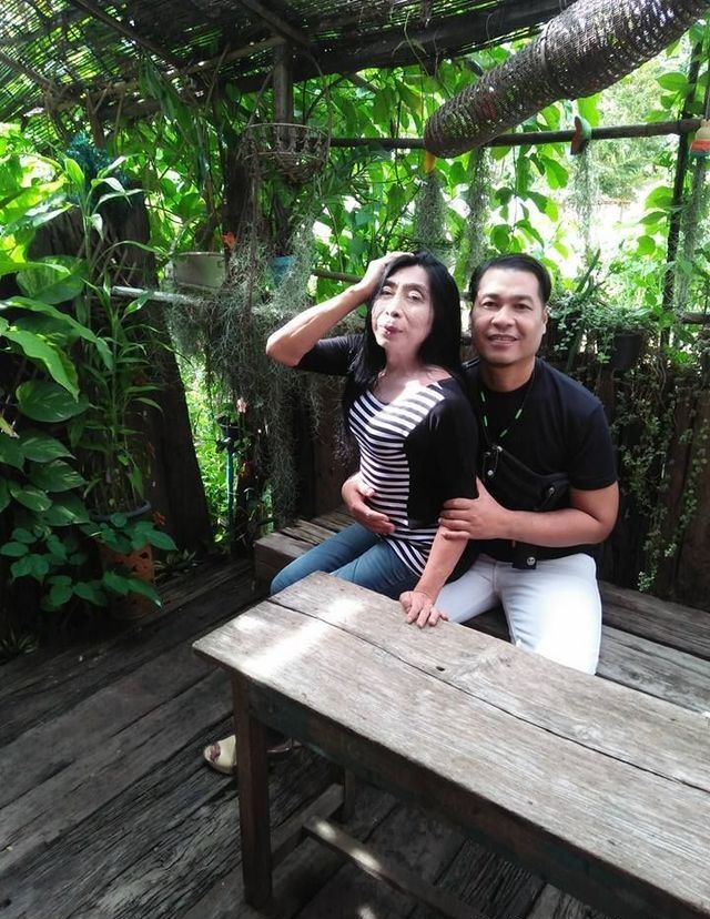 泰國超狂「最辣熟女」愛上小鮮肉 穩交10年後攜手邁入婚姻...近況大曝光：人妻就是猛