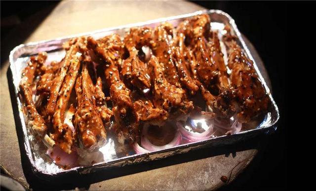 為何癌症越來越多？醫生提醒：3種食物最好要忌口，吃得越多容易增加患胃癌、腸癌的風險！