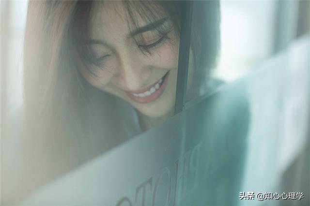 男女之間為什麼喜歡玩曖昧？看完漲知識！