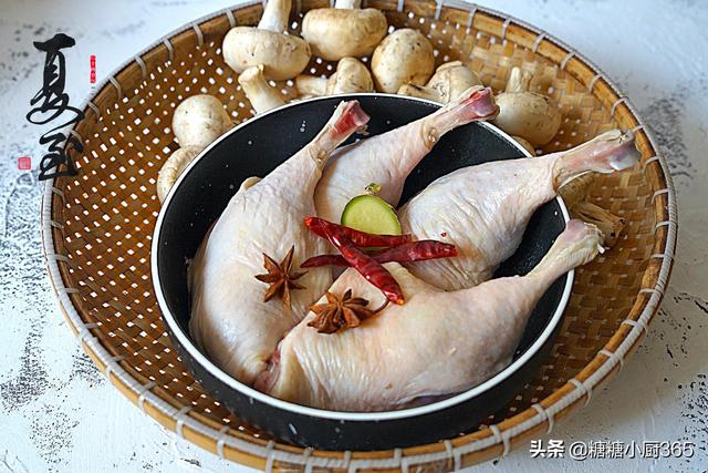 夏至到，想吃肉還是老鴨更滋補，養胃又解饞，端上桌一盤不夠吃