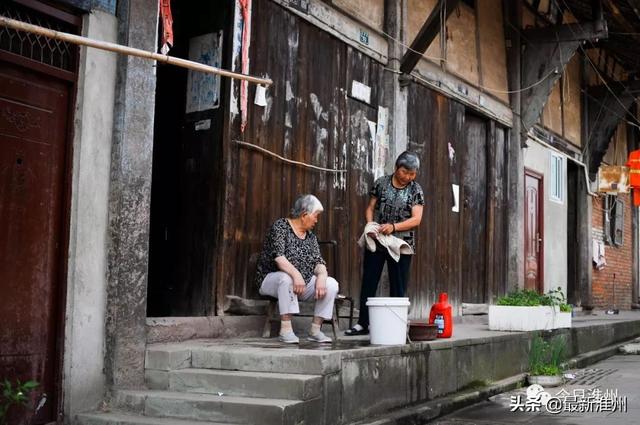 「父母在，人生尚有來處」，下半句才是真正的精華，令人潸然淚目