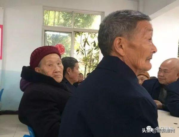 「父母在，人生尚有來處」，下半句才是真正的精華，令人潸然淚目