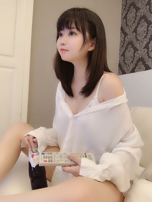 大尺度工口系強國coser「性感遮點」自拍好狂，日常也是各種美體大放送！