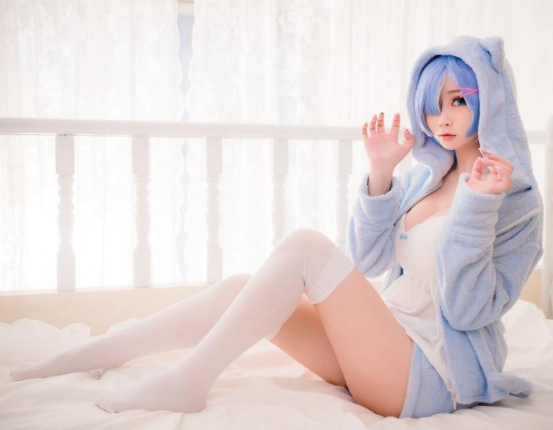 大尺度工口系強國coser「性感遮點」自拍好狂，日常也是各種美體大放送！