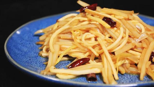 「養生廚房」今日菜品——爽口醋溜雙絲