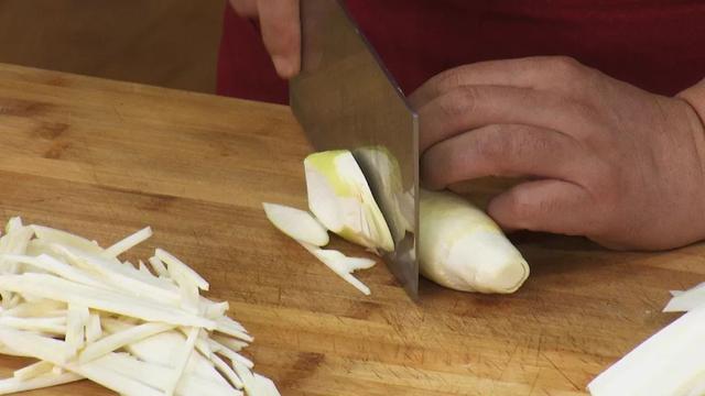 「養生廚房」今日菜品——爽口醋溜雙絲