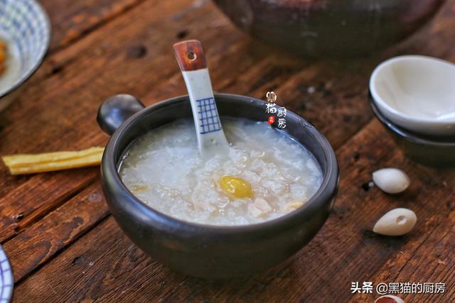 這早餐我每隔兩天做一回，食材簡單，卻對腸胃特別好，家人都愛吃