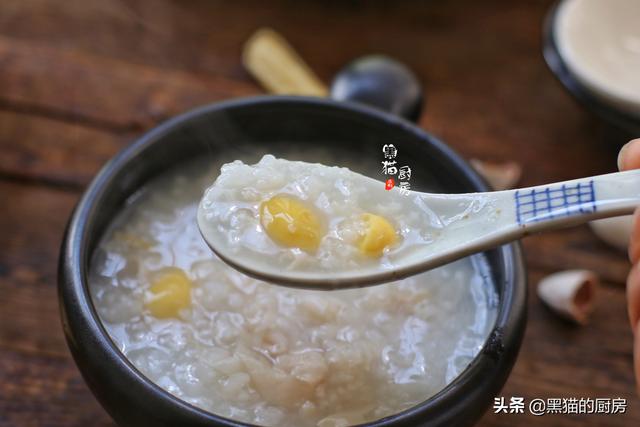 這早餐我每隔兩天做一回，食材簡單，卻對腸胃特別好，家人都愛吃