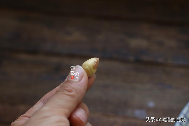 這早餐我每隔兩天做一回，食材簡單，卻對腸胃特別好，家人都愛吃