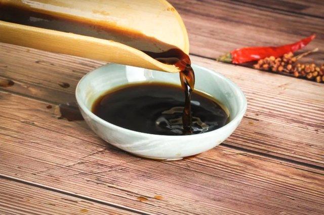 經常喝醋能軟化血管嗎？
