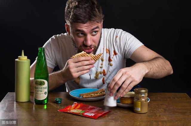用這個方法，就不再會在減肥過程中暴飲暴食啦