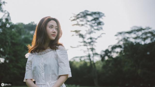 那個把離婚的女兒趕出家門的老人後悔了，不知能不能等到女兒諒解
