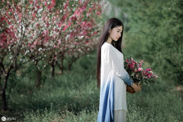 那個把離婚的女兒趕出家門的老人後悔了，不知能不能等到女兒諒解