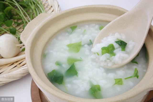 6個月以後的寶寶應該怎樣喝粥？白粥真的有營養嗎？